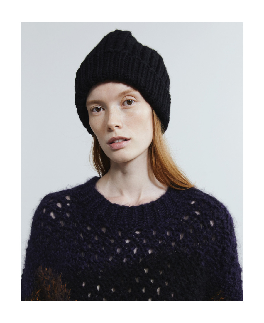The Row Rib Cashmere Wool Hat In Black