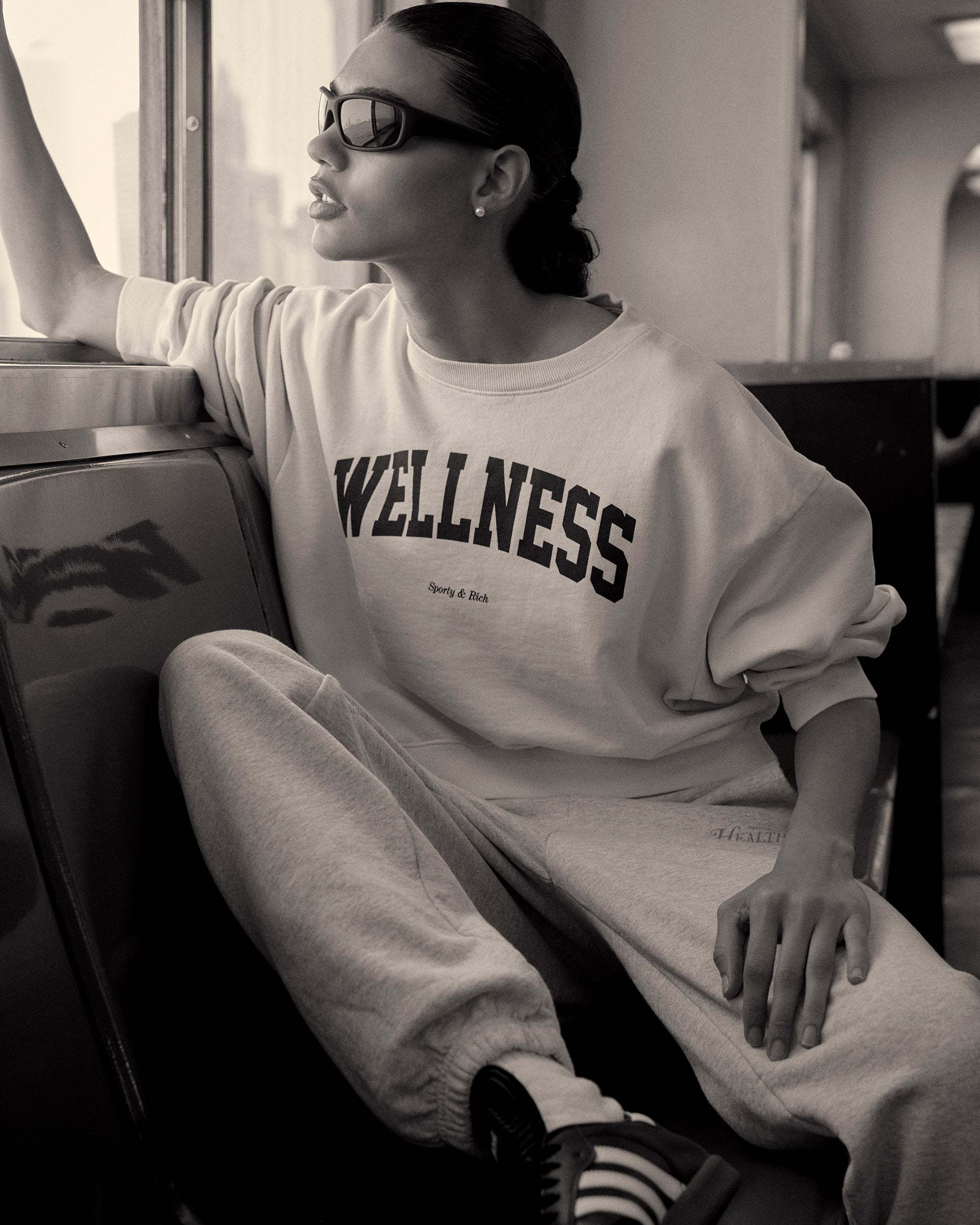 Sporty And Rich Wellness Logo-print Sweatshirt In White