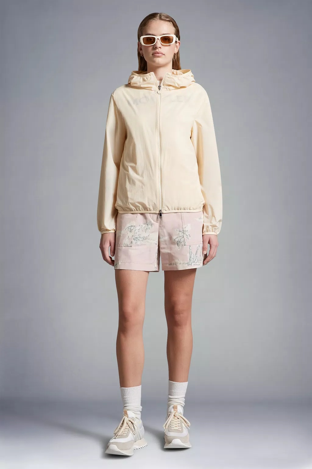Moncler Fegeo Hooded Jacket White In Nude