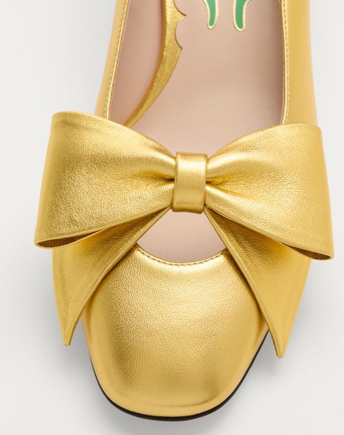 Valentino Garavani Bowow Pumps In Laminated Nappa 45mm Woman Gold 39.5 In Golden