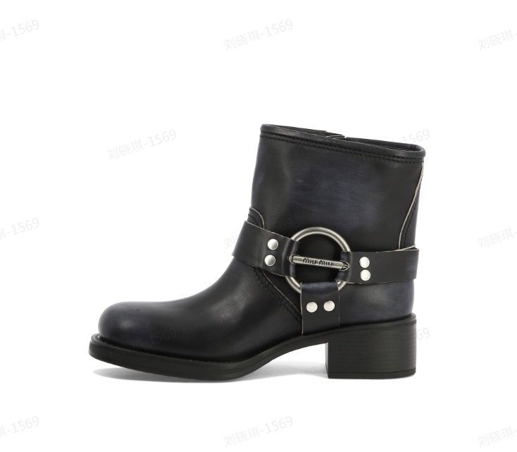 Miu Miu Leather Vintage-effect Ankle Boots 50 In Black
