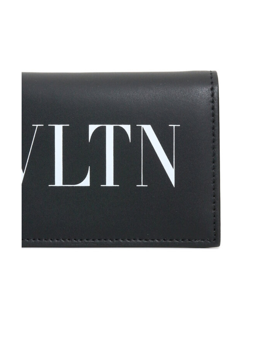 Valentino Vltn Leather Cardholder In Black