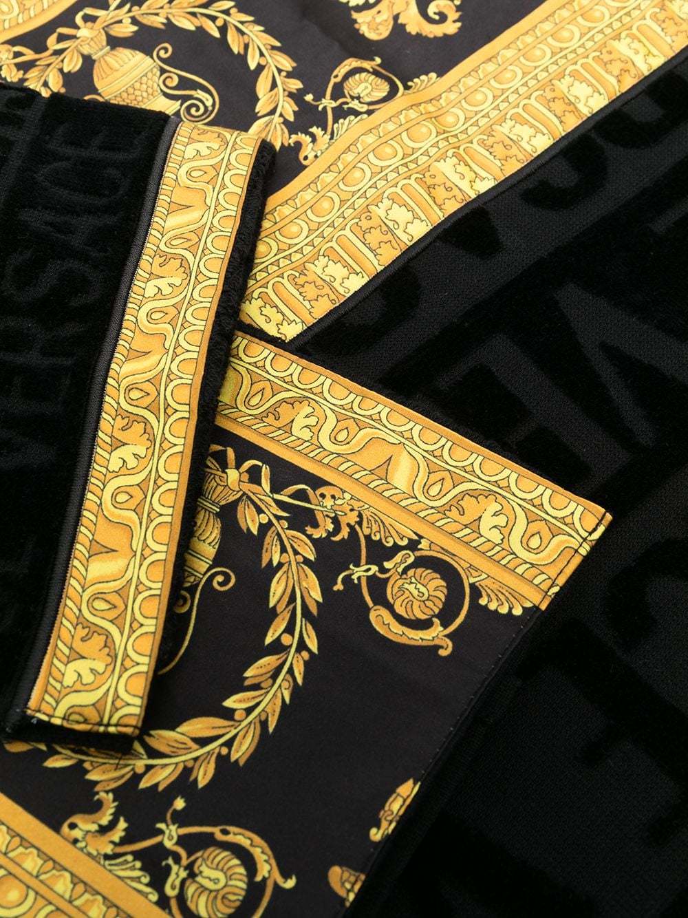 Versace I Love Baroque Towel Set (set Of Five) In Black