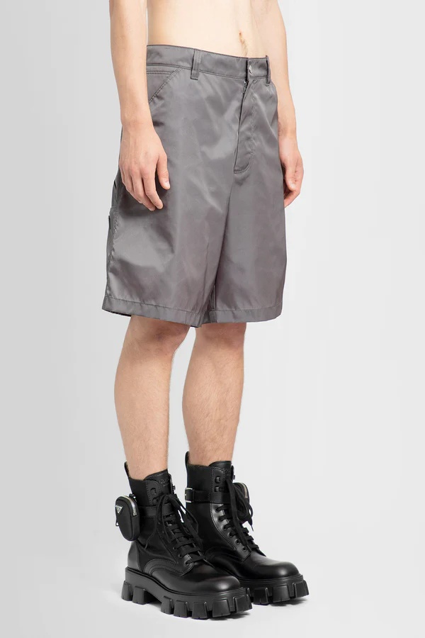 Prada Button Zipper Shorts In Gray