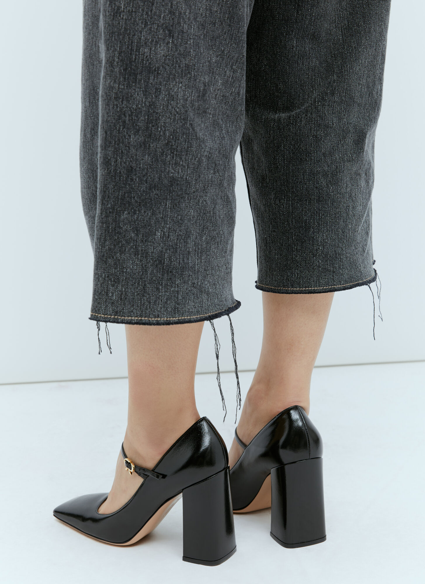 Gianvito Rossi Freeda High Heels With Square Head In Black