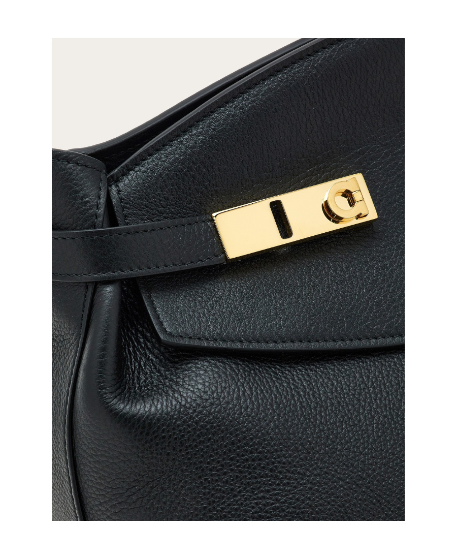 Ferragamo Hug Shoulder Bag In Black