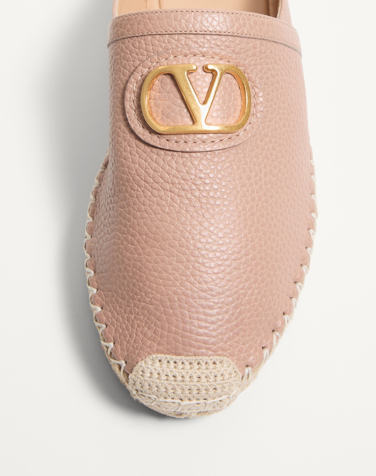 Valentino Vlogo Signature Grainy Leather Mule In Rose Cannelle
