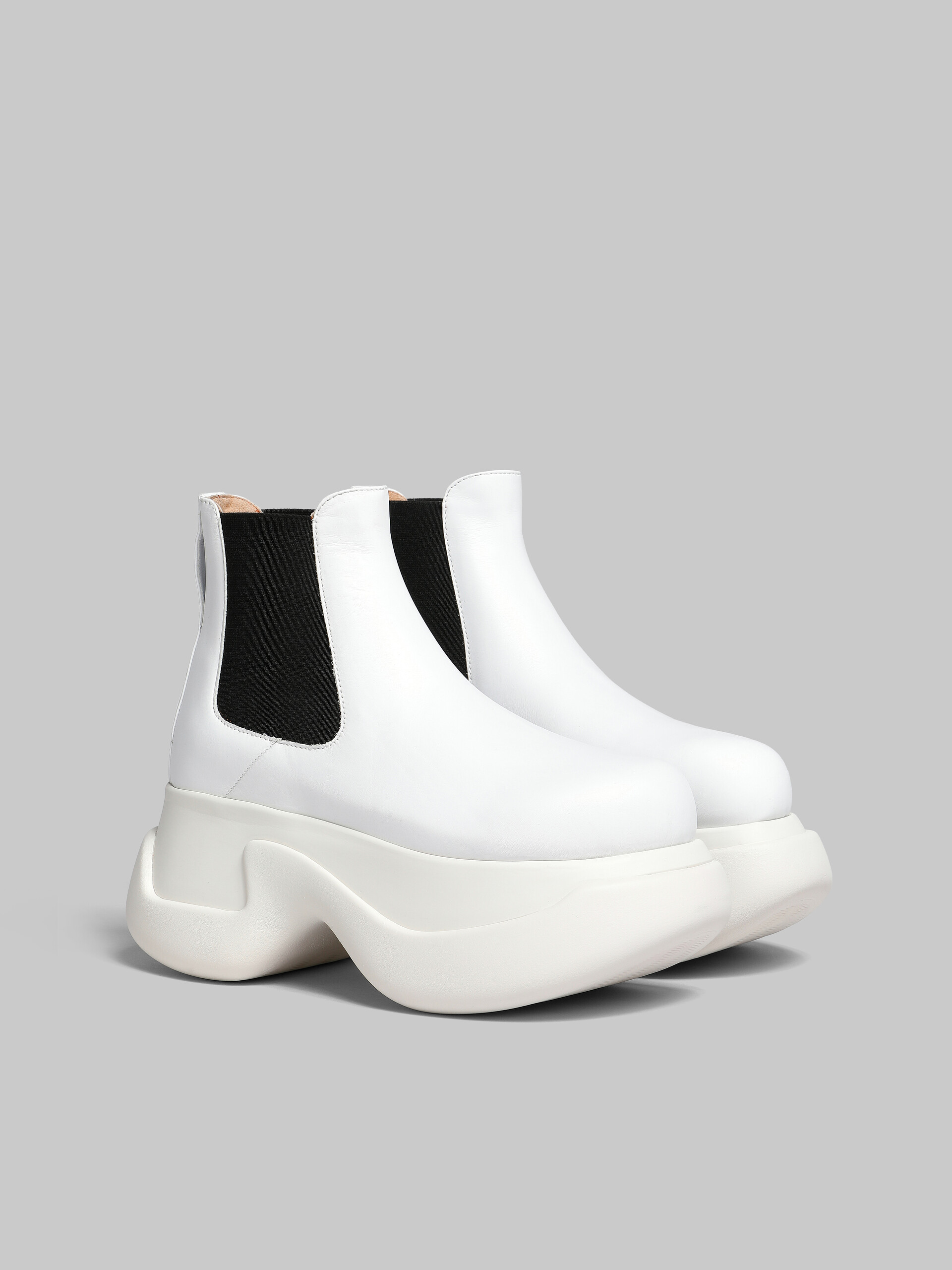 Marni Aras 23 Platform Chelsea Boots In White