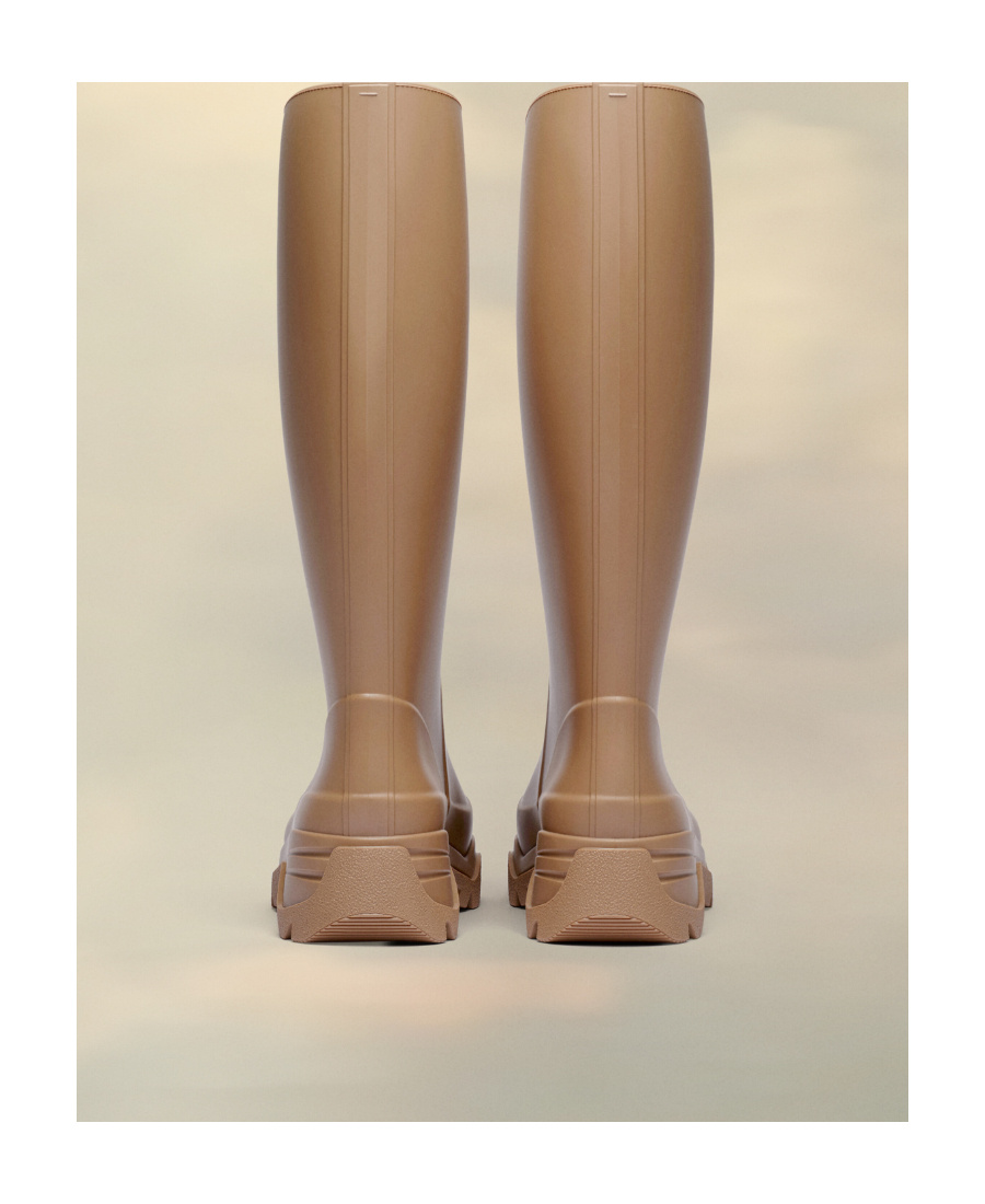Maison Margiela Tabi Rain Boots In Brown