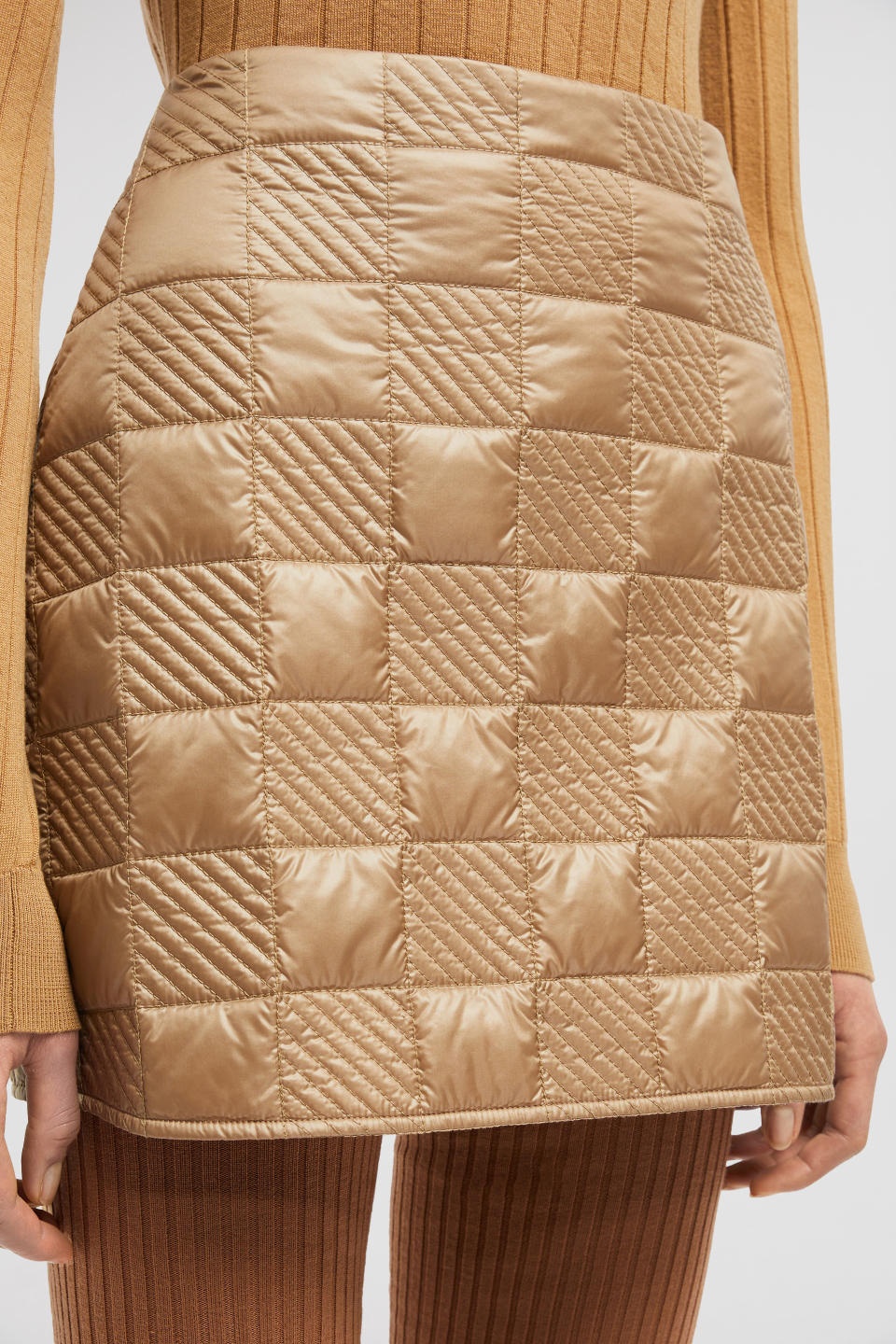 Moncler Logo-patch Quilted Miniskirt In Brown