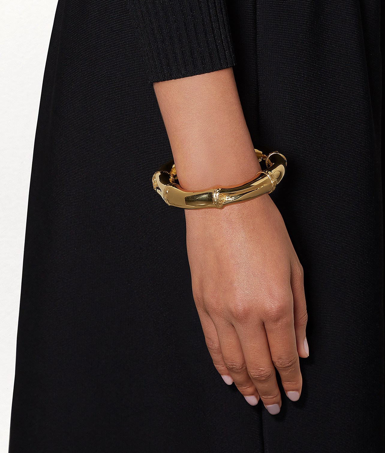 Bottega Veneta Moulded Bangle In Gold