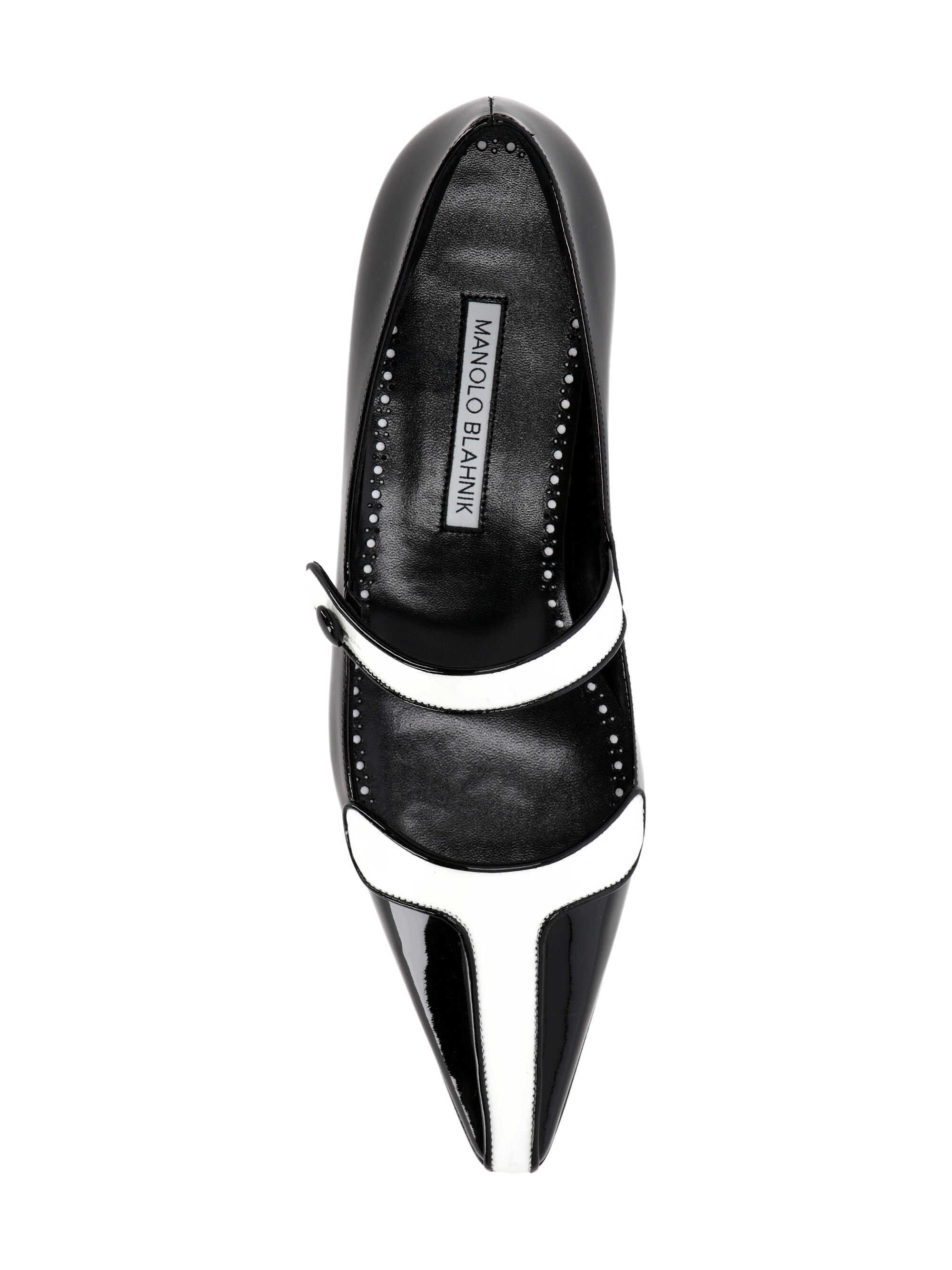 Manolo Blahnik Pointed Toe Flats In Black
