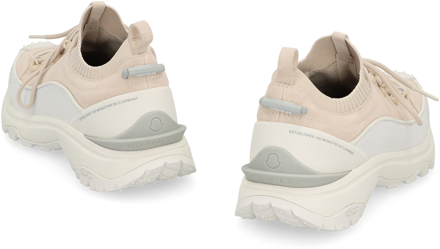 Moncler Sneakers Trailgrip Lite3 En Nubuck Et Daim In White