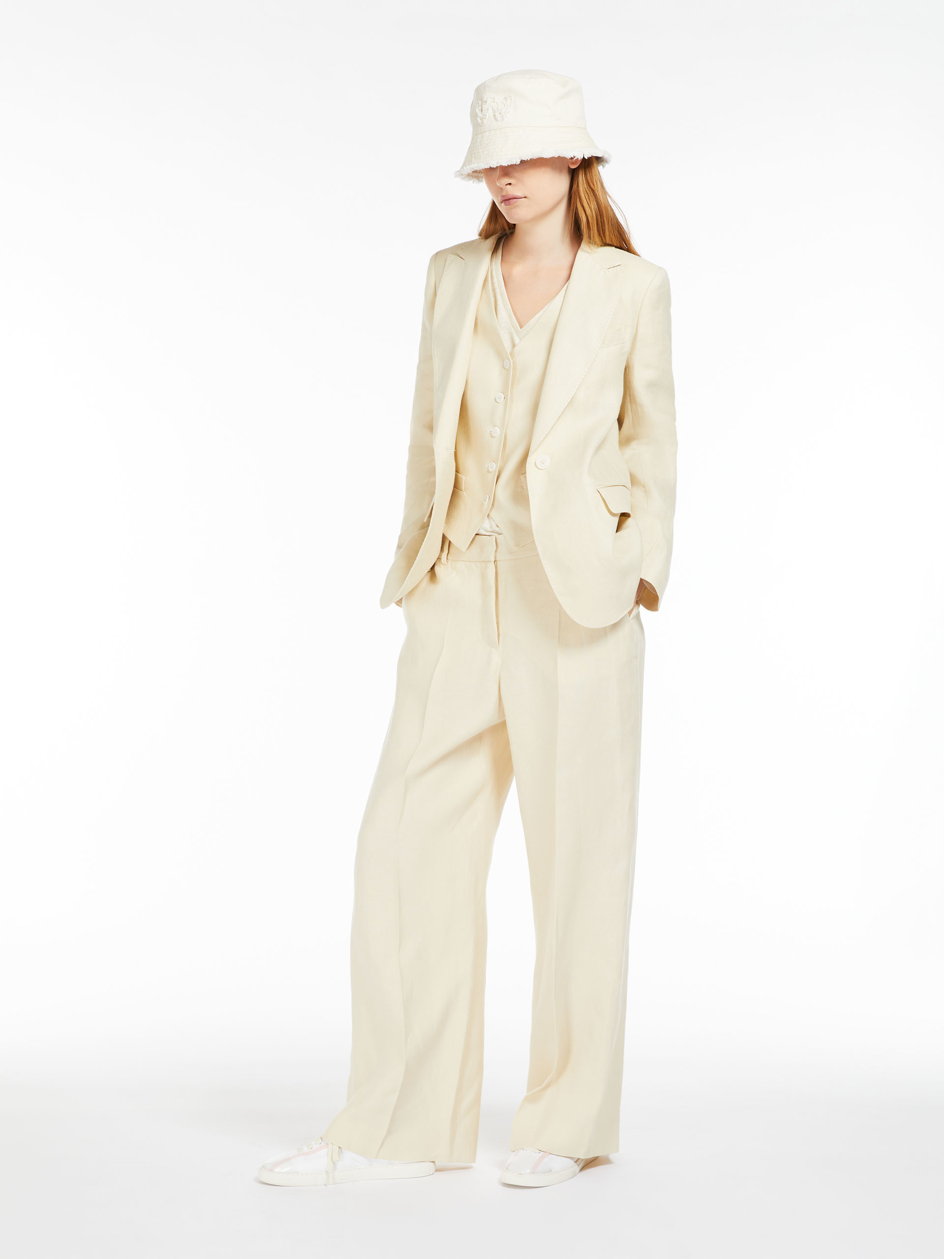 WEEKEND MAX MARA WEEKEND MAX MARA BUTTONED V-NECK GILET