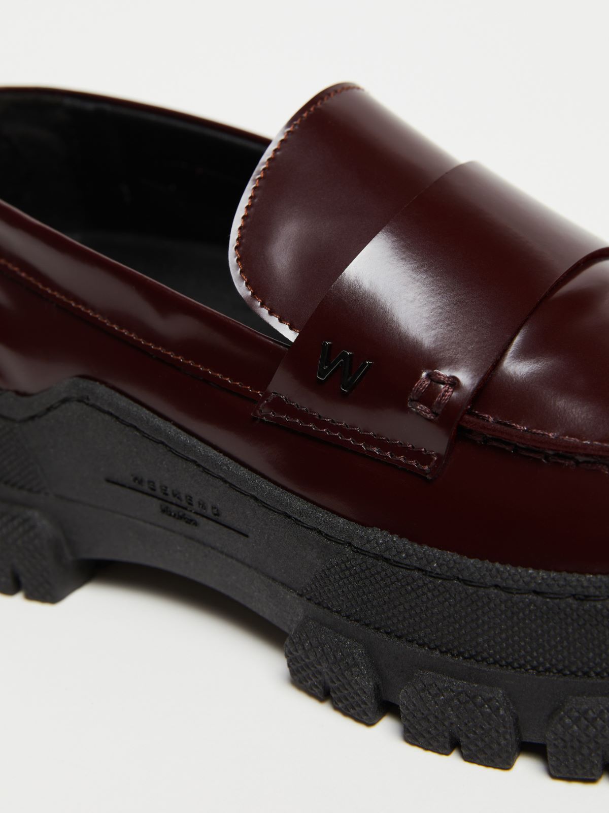 Weekend Max Mara Round-headed Moccasins