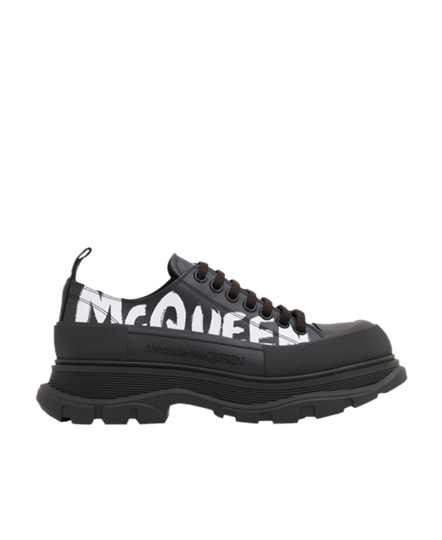 Alexander Mcqueen Men's Tread Slick Leather Low-top Sneakers In Black