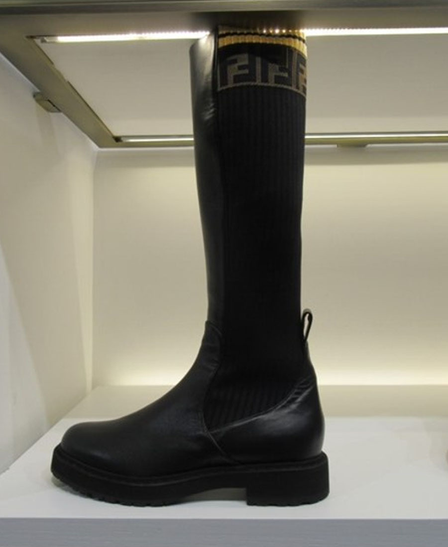FENDI RIBBED DETAIL FF-LOGO BOOTS