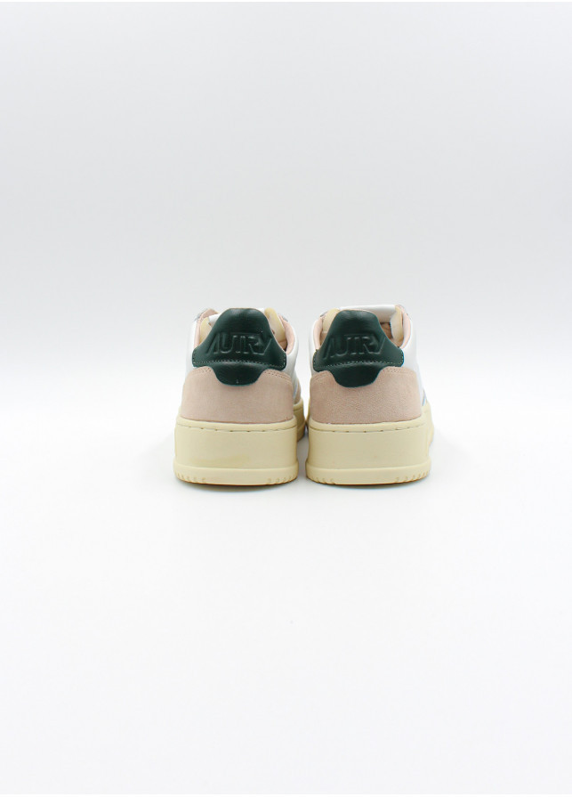 Autry Leather Medalist Low Sneakers In White