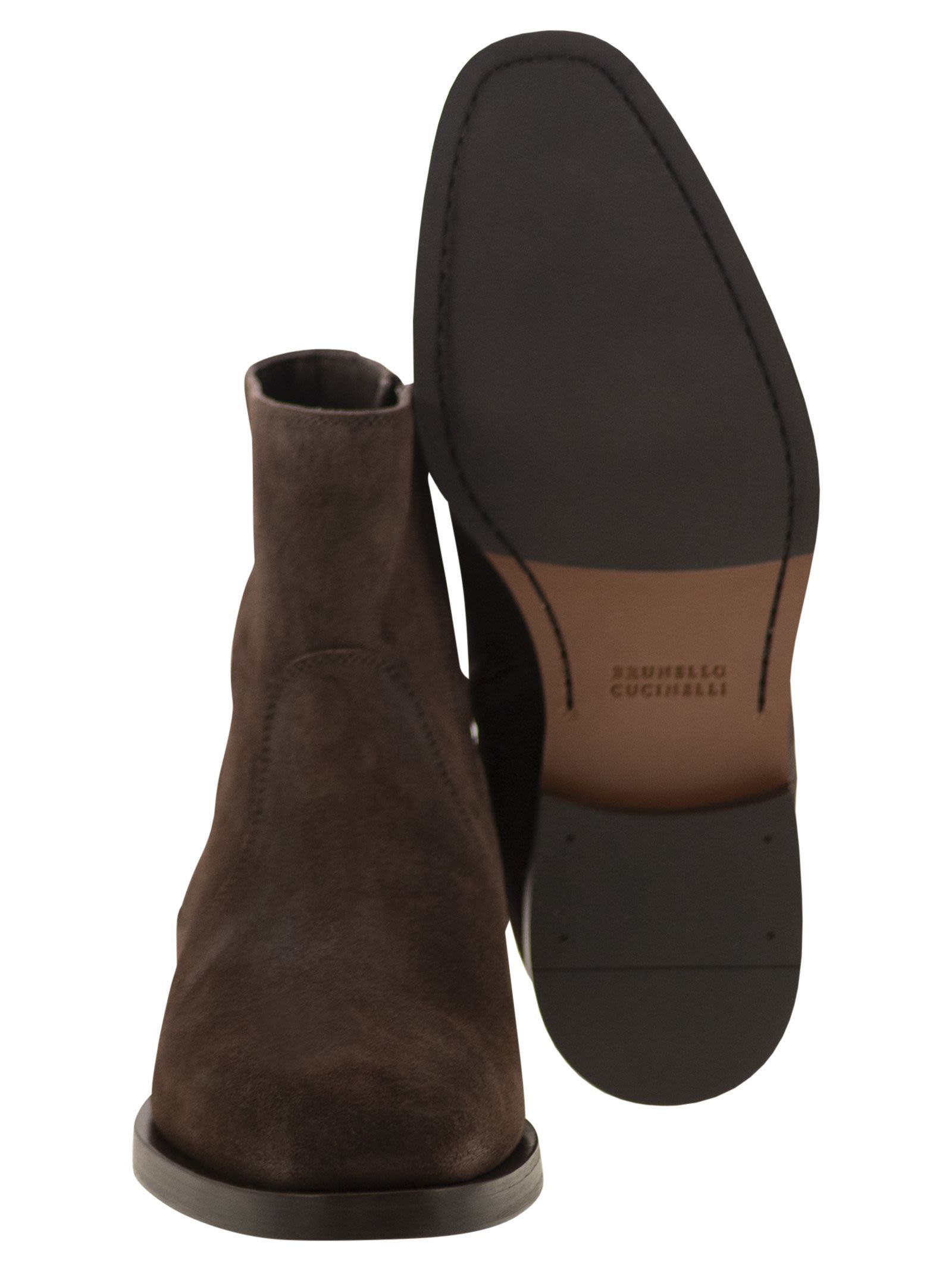 Brunello Cucinelli Round Toe Boots In Burgundy