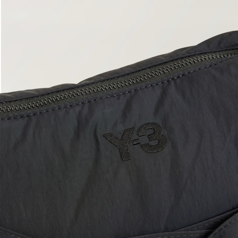 Y-3 Cinch Shoulder Bag In Black