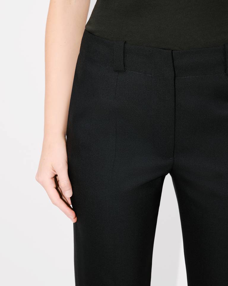 Kenzo Logo-appliqué Wool Cropped Trousers In Black