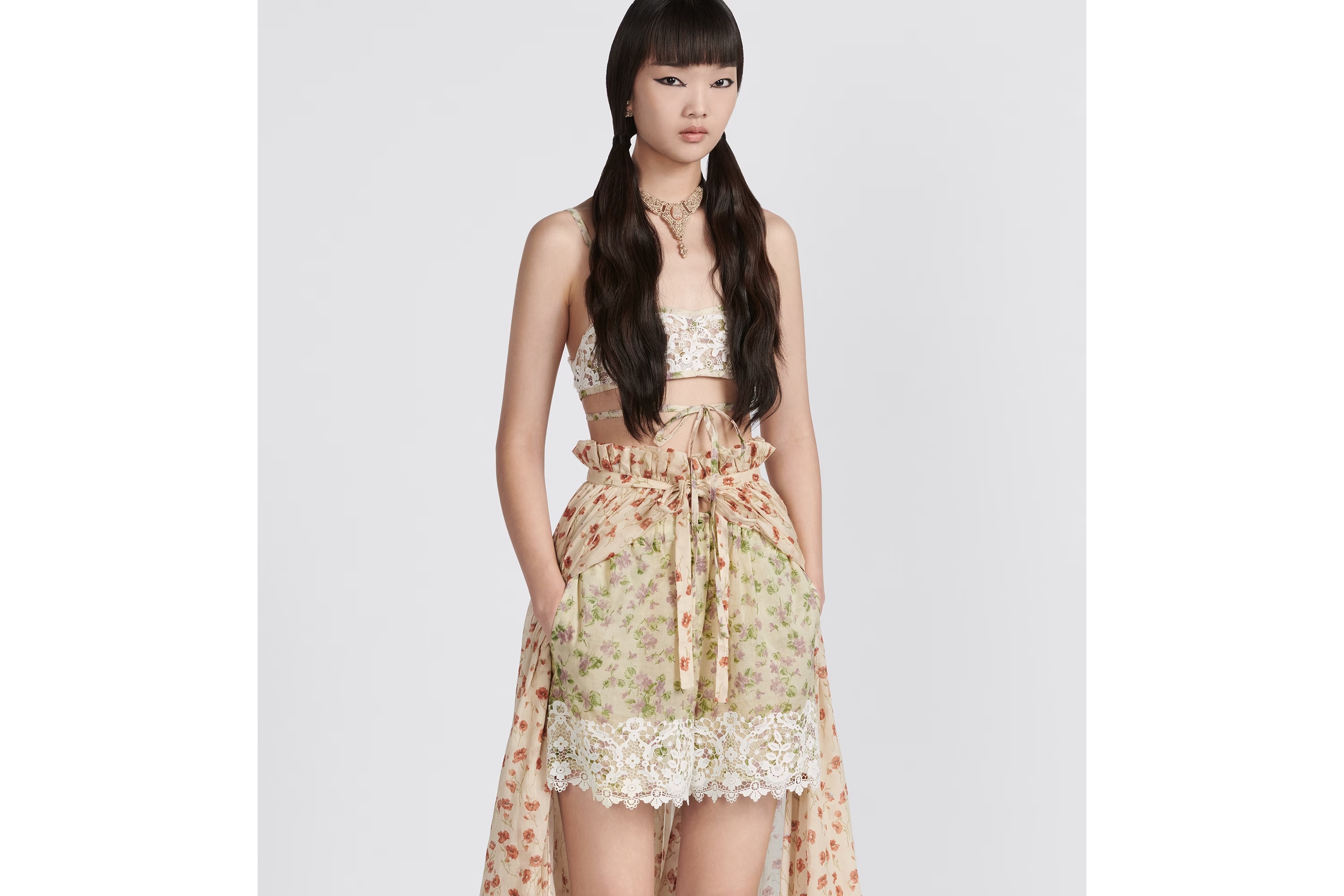 Dior Christian Floral Printed Lace Detailed Shorts In Nude