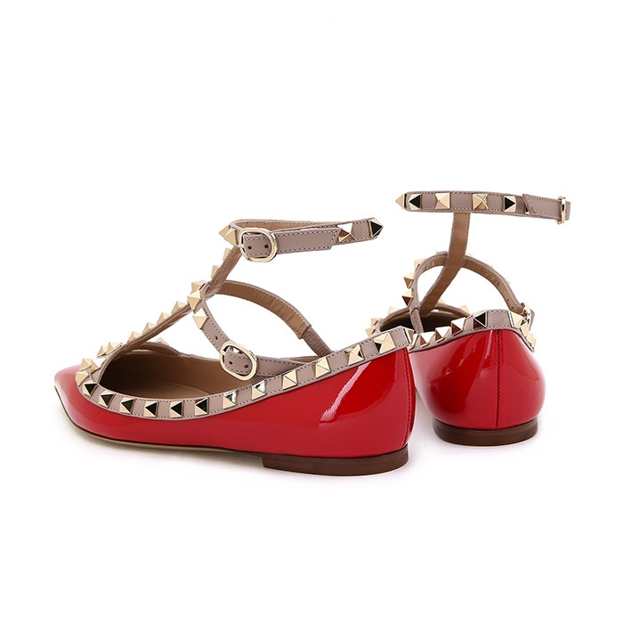 Valentino Rockstud Patent Leather Ballet Flats In Nude