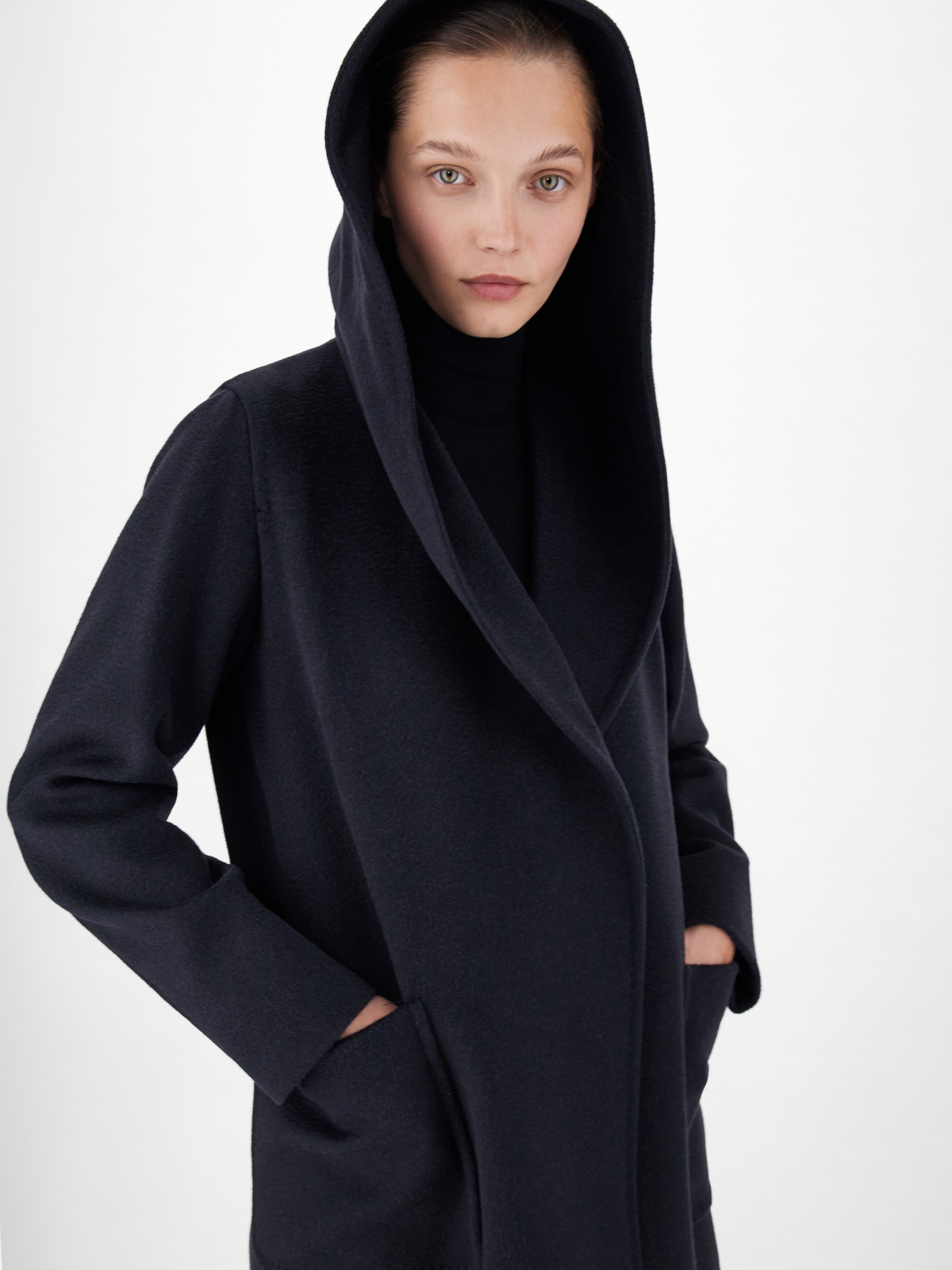Max Mara Navy Blue Rialto Camel Wool Robe Coat In Black