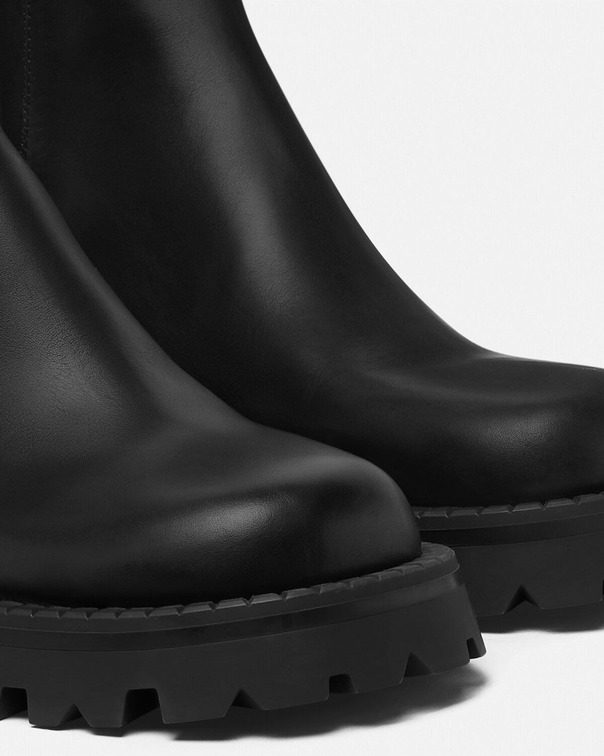 Versace Round-toed Ankle Boots In Black