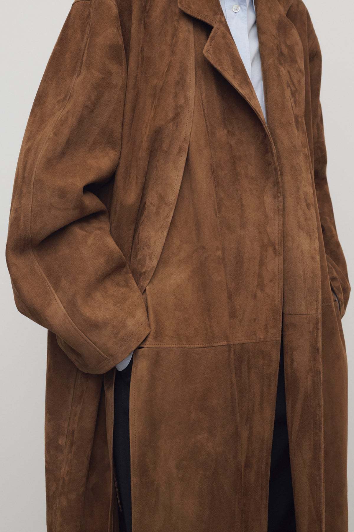 The Row Serenis Long-sleeved Coat In Blue