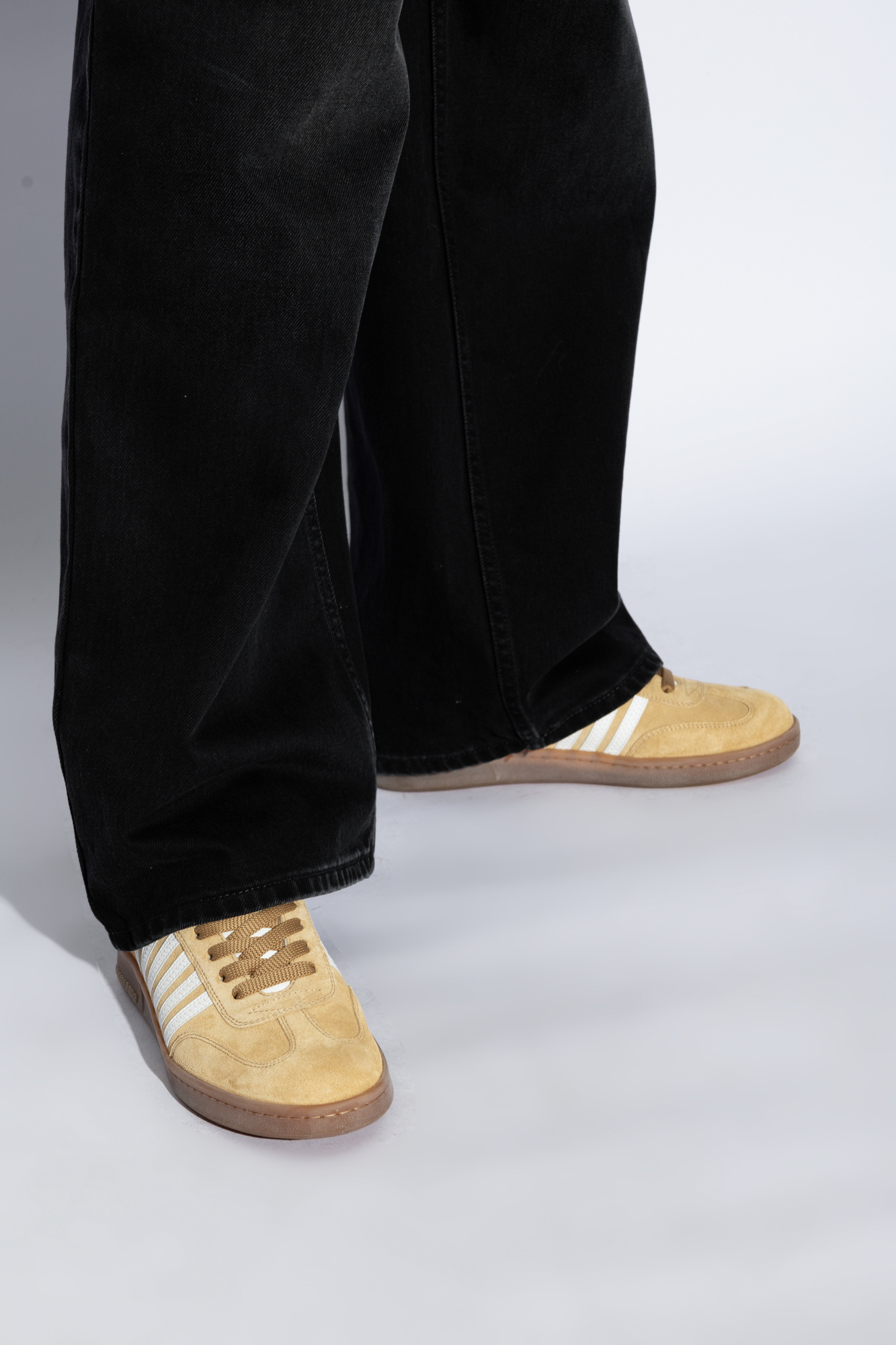 Dsquared2 Lace-up Low-cut Casual Shoes In Brown