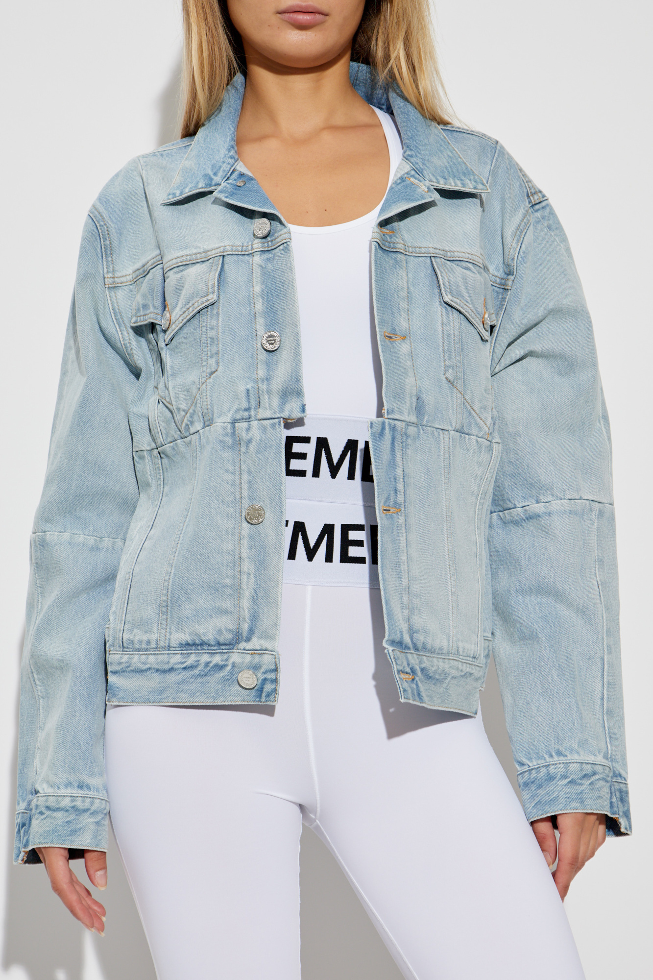 VETEMENTS VETEMENTS COLLARED BUTTON-UP DENIM JACKET