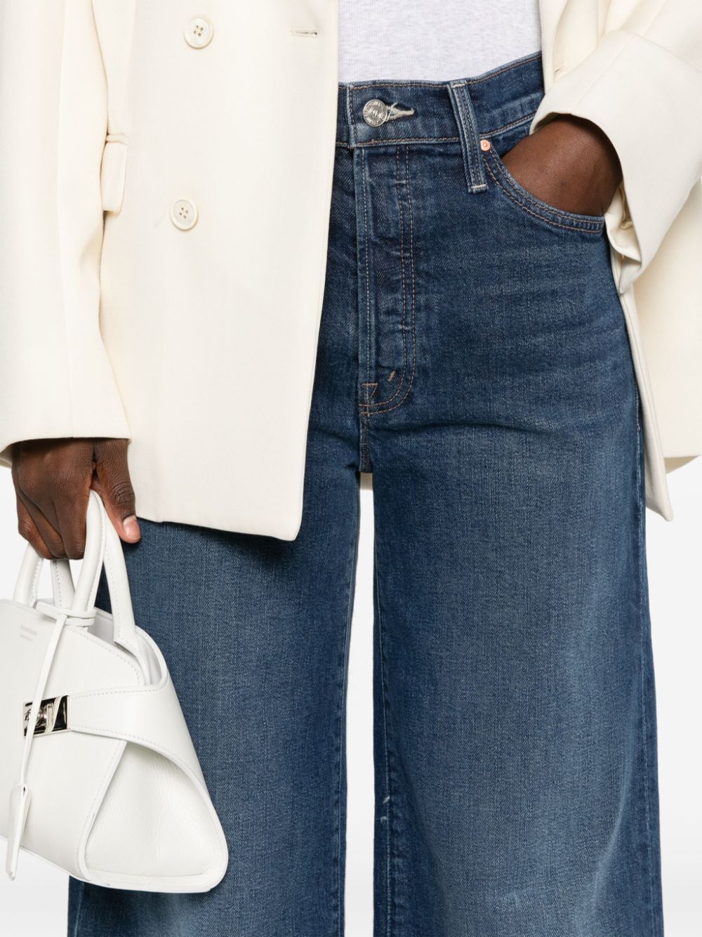 Mother The Ditcher Roller Sneak Jeans In Blue
