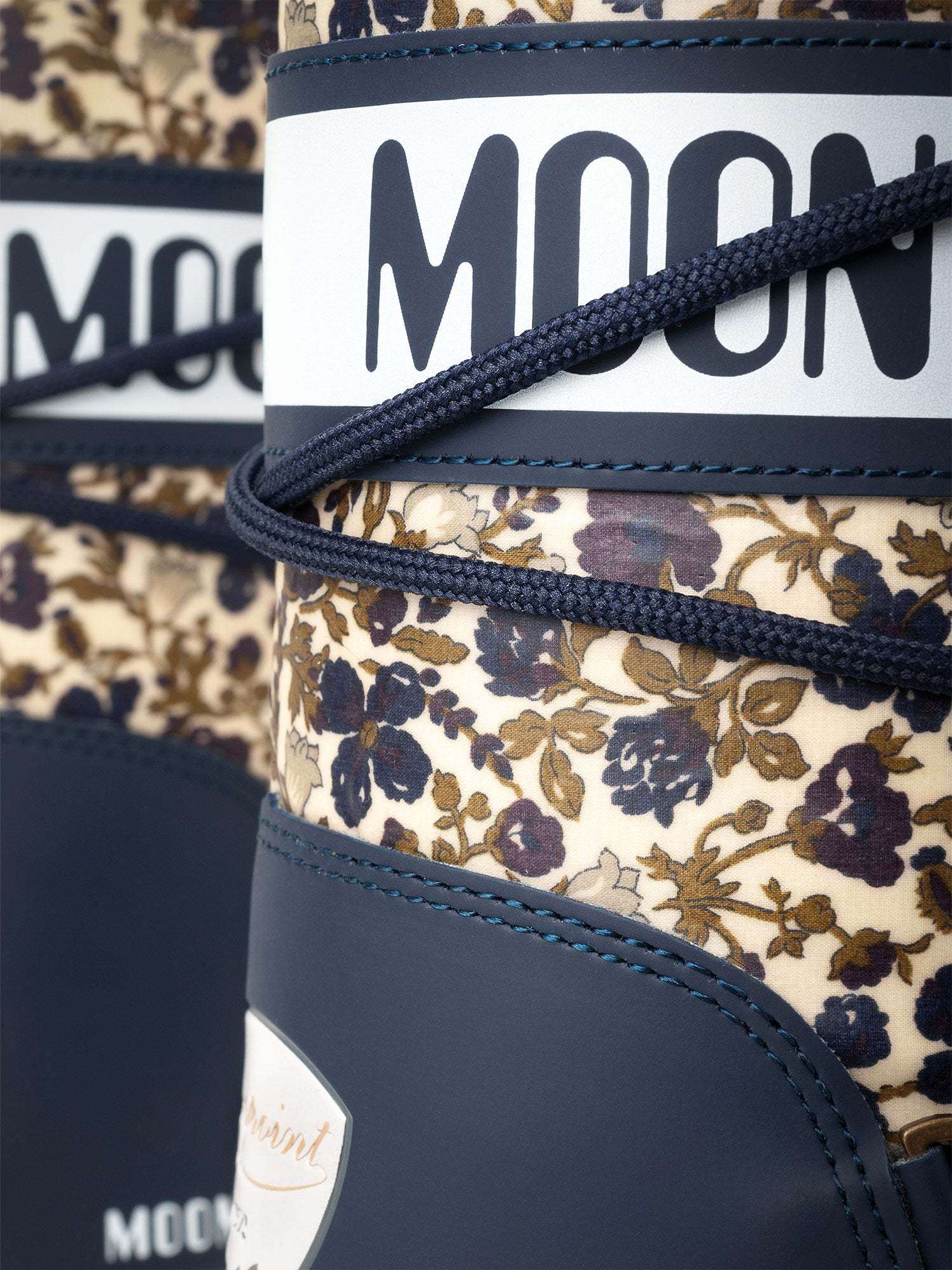 Bonpoint X Moon Boot Icon Boots In Black
