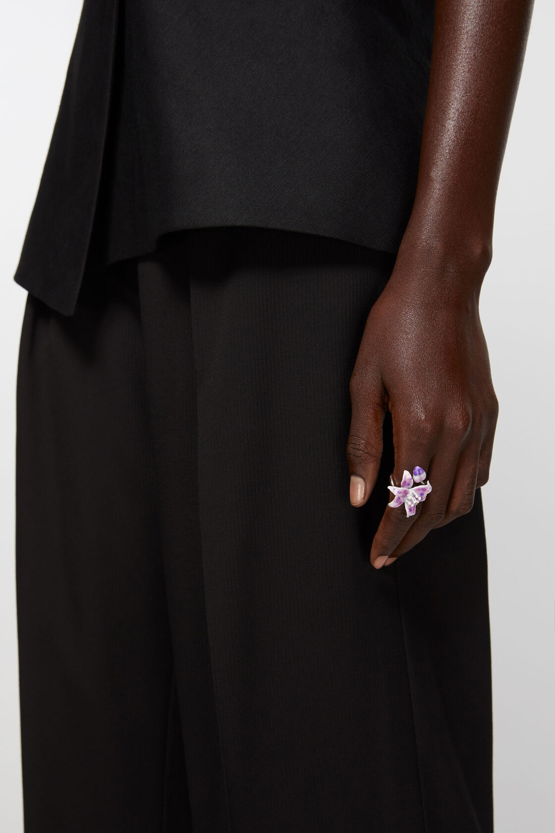 ACNE STUDIOS PAINTED-FLORAL RING