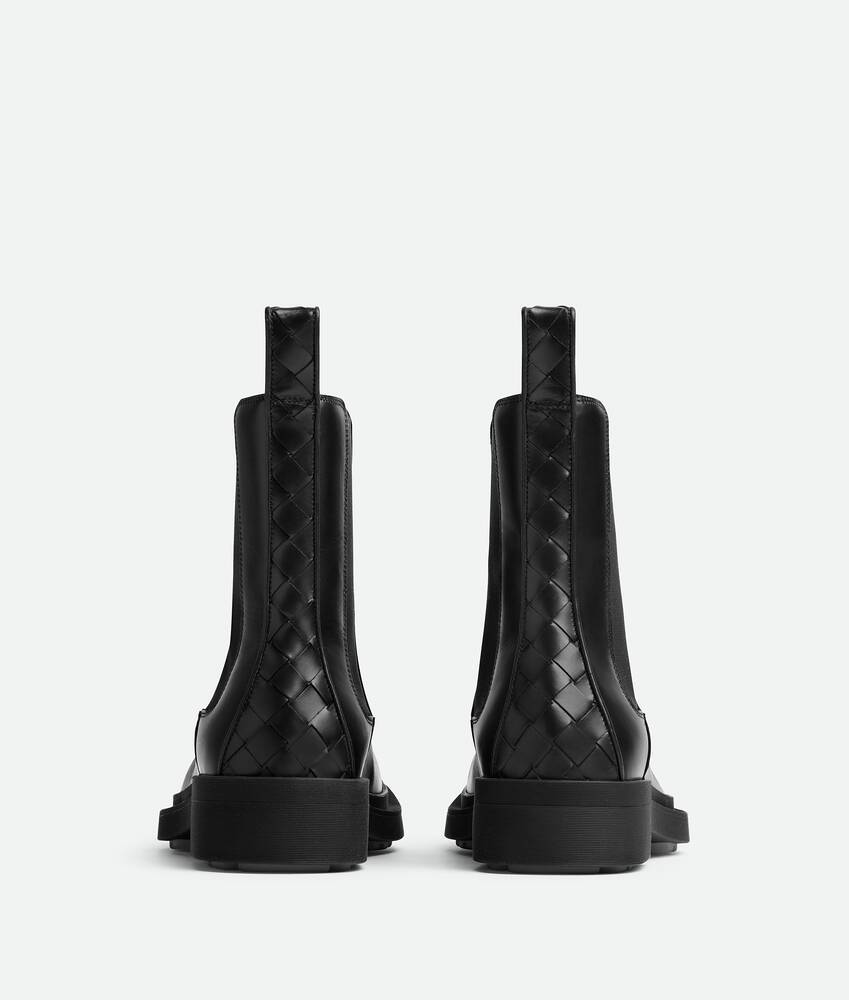 Bottega Veneta Ben Chelsea Boot In Black