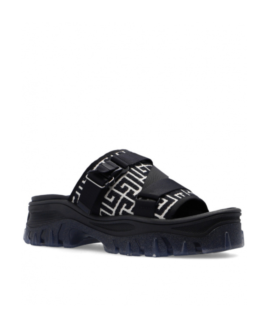 Balmain Flats In Black