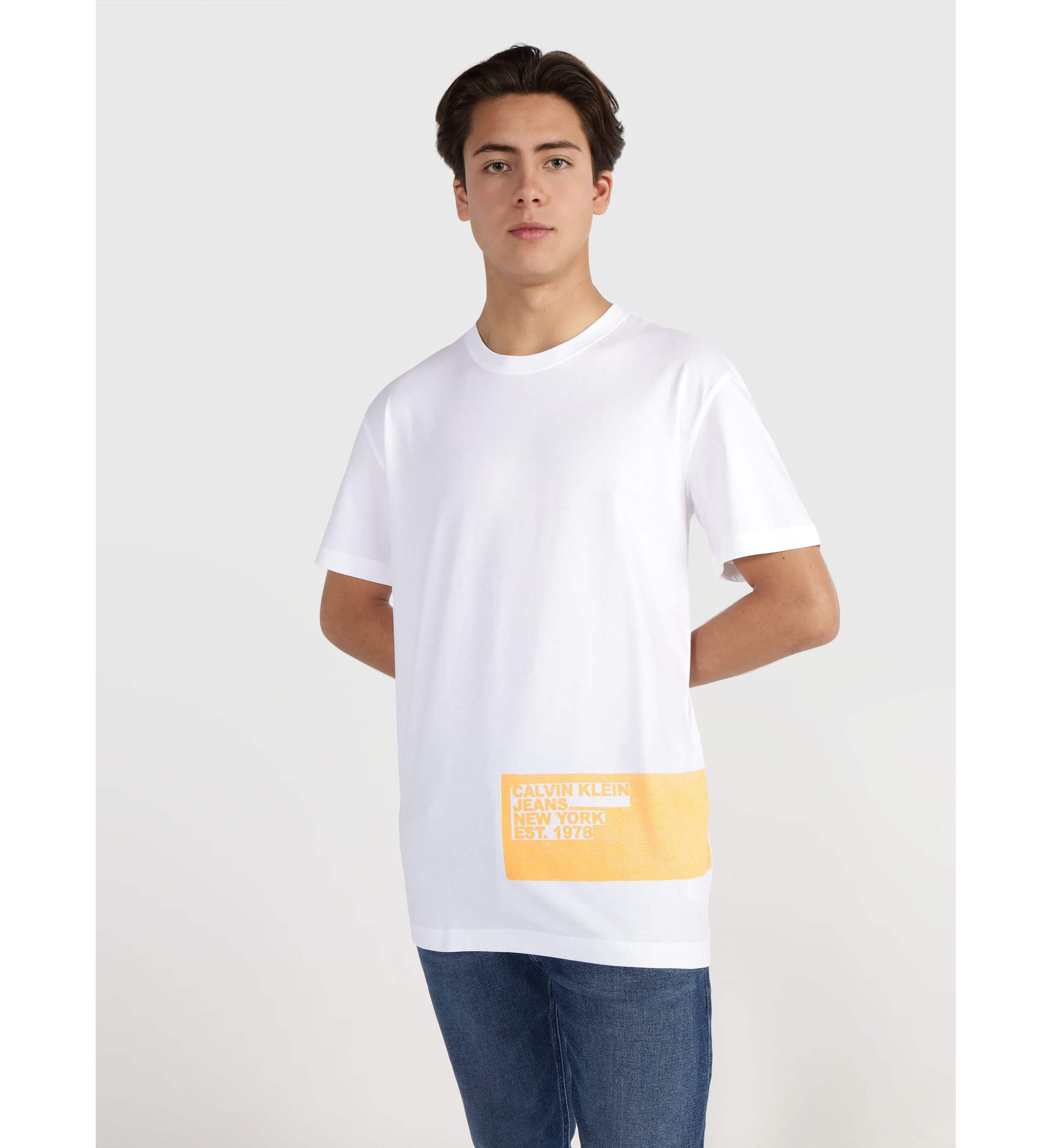 Calvin Klein Jeans Est.1978 Stencil Blocking Logo-print T-shirt In White