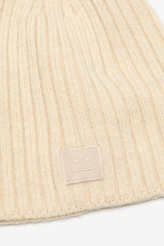 ACNE STUDIOS KNITTED BEANIE