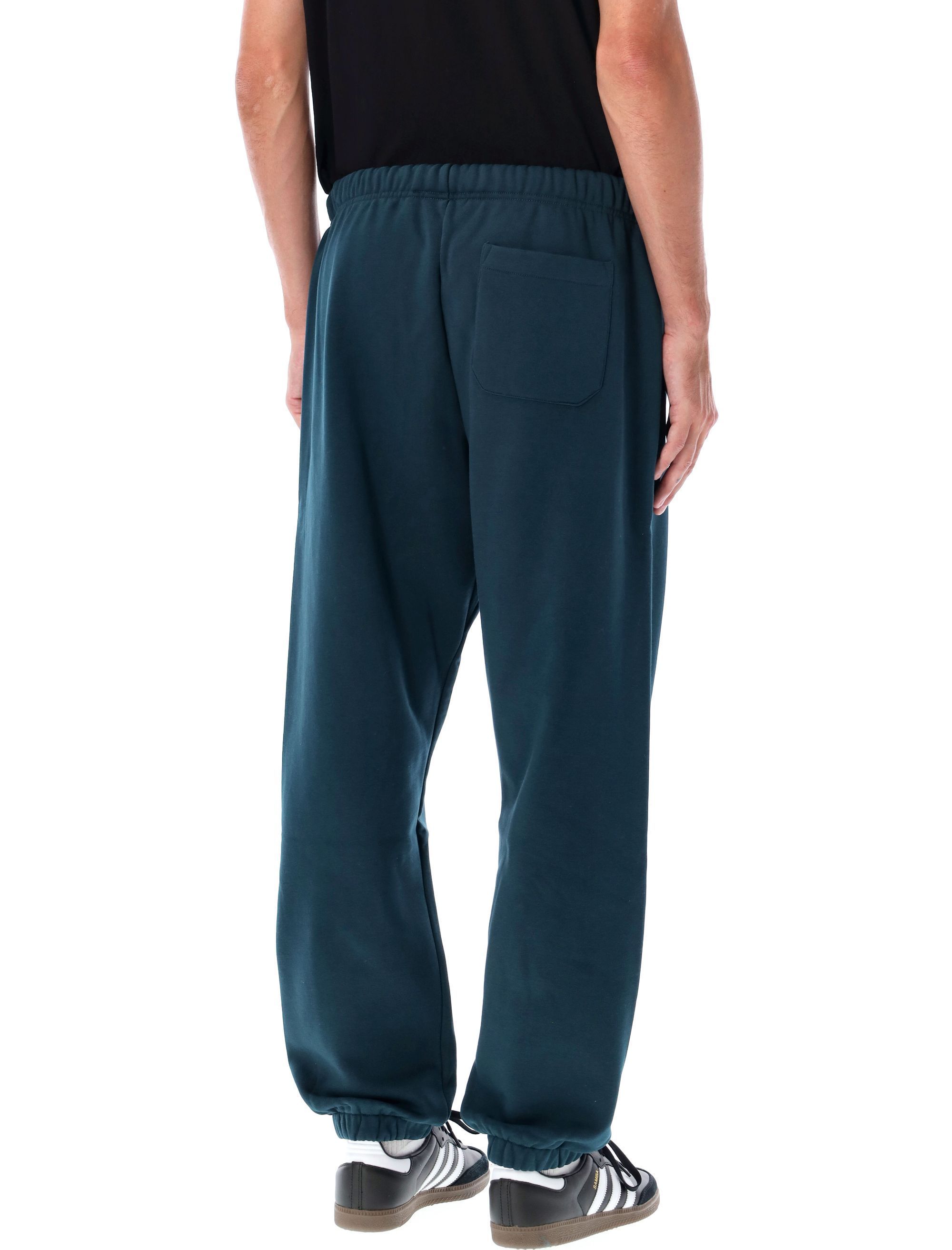 Carhartt Chase Sweatpants In Green
