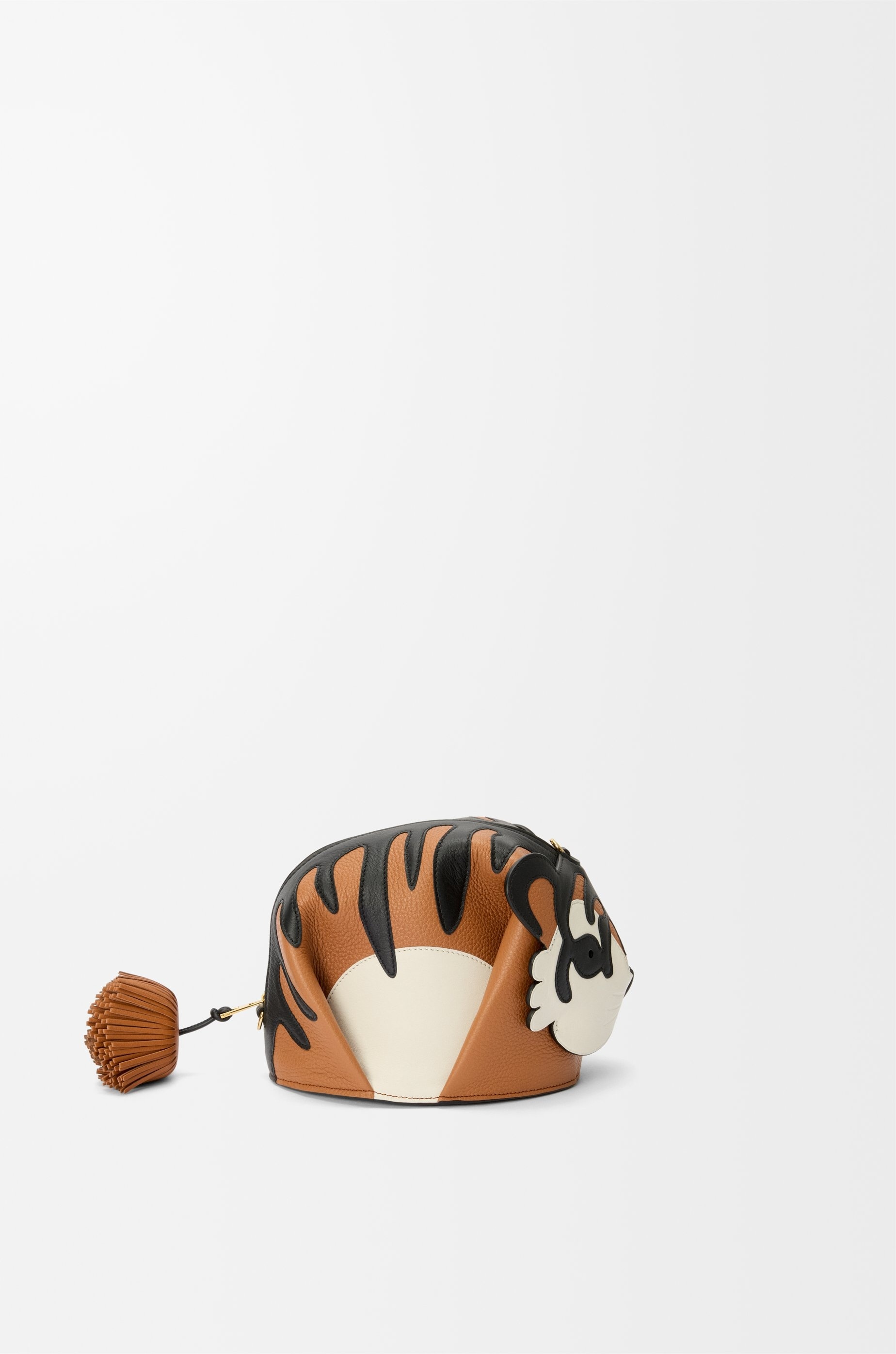 Loewe Tiger Bag In Calfskin In Black