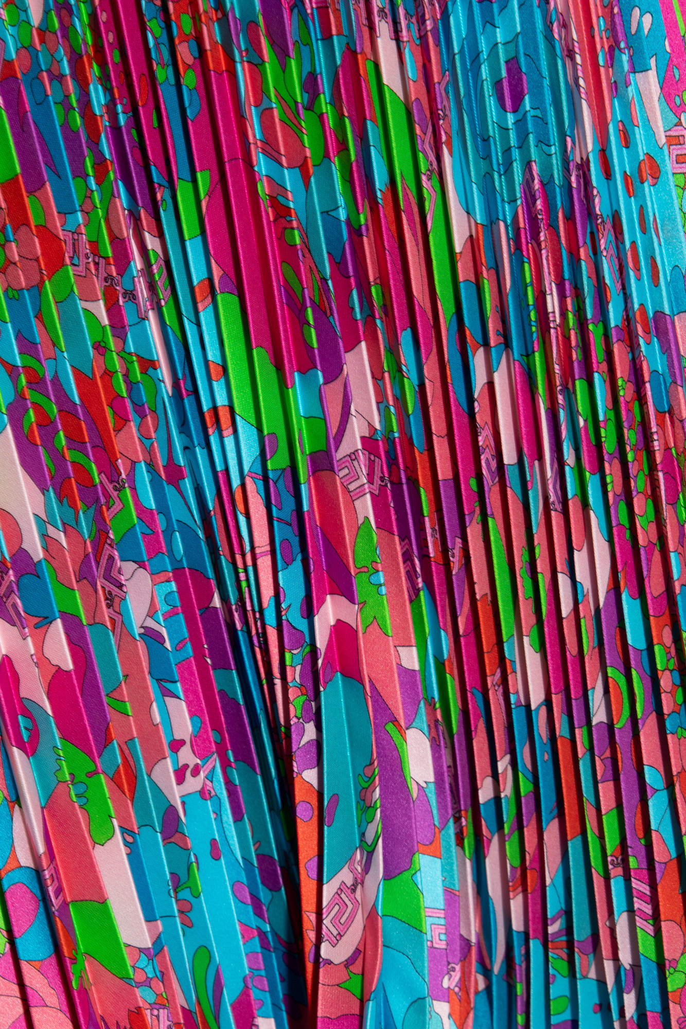 Versace Murakami Print Twill Pleated Midi Skirt In Pink