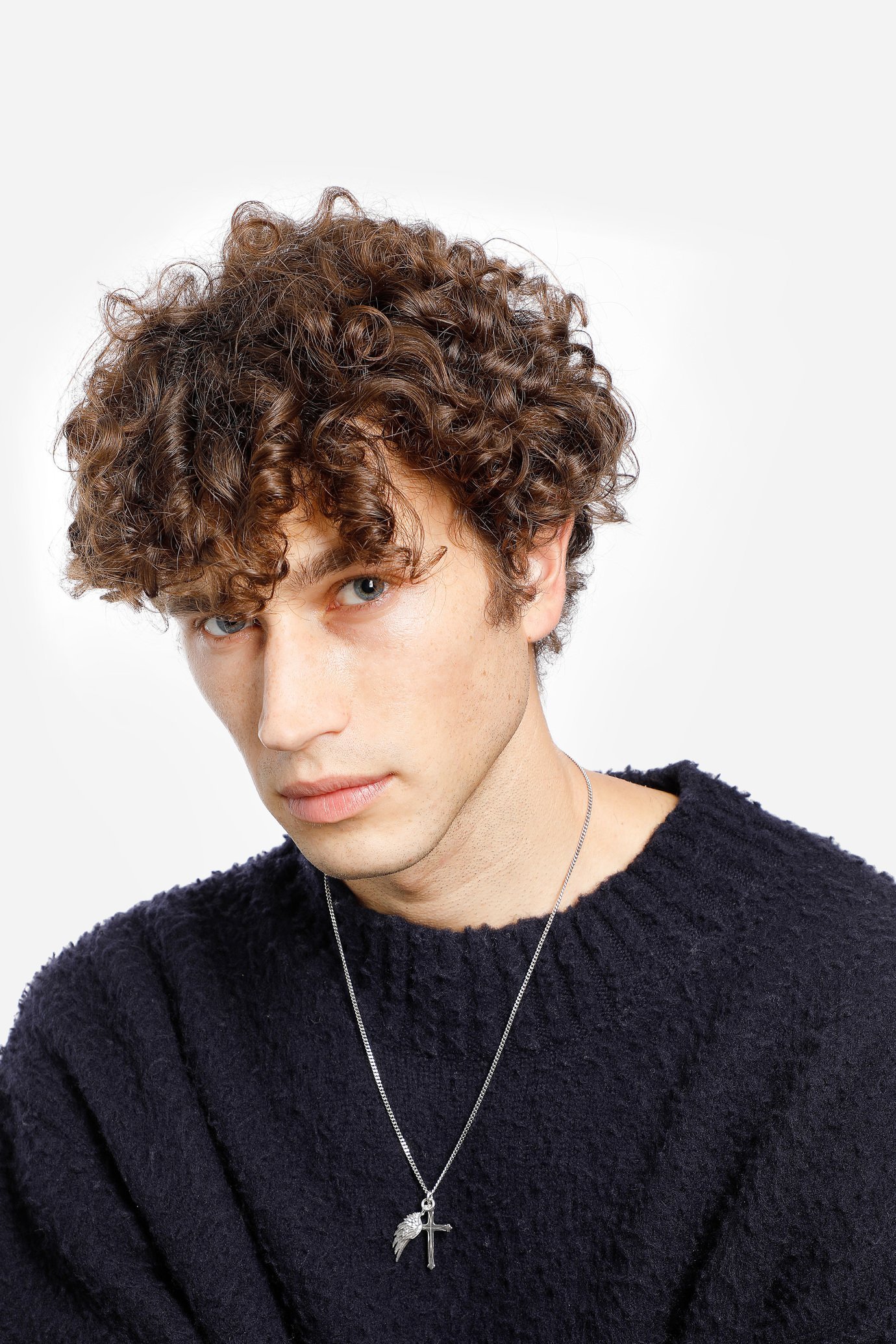 EMANUELE BICOCCHI WING AND CROSS PENDANT NECKLACE