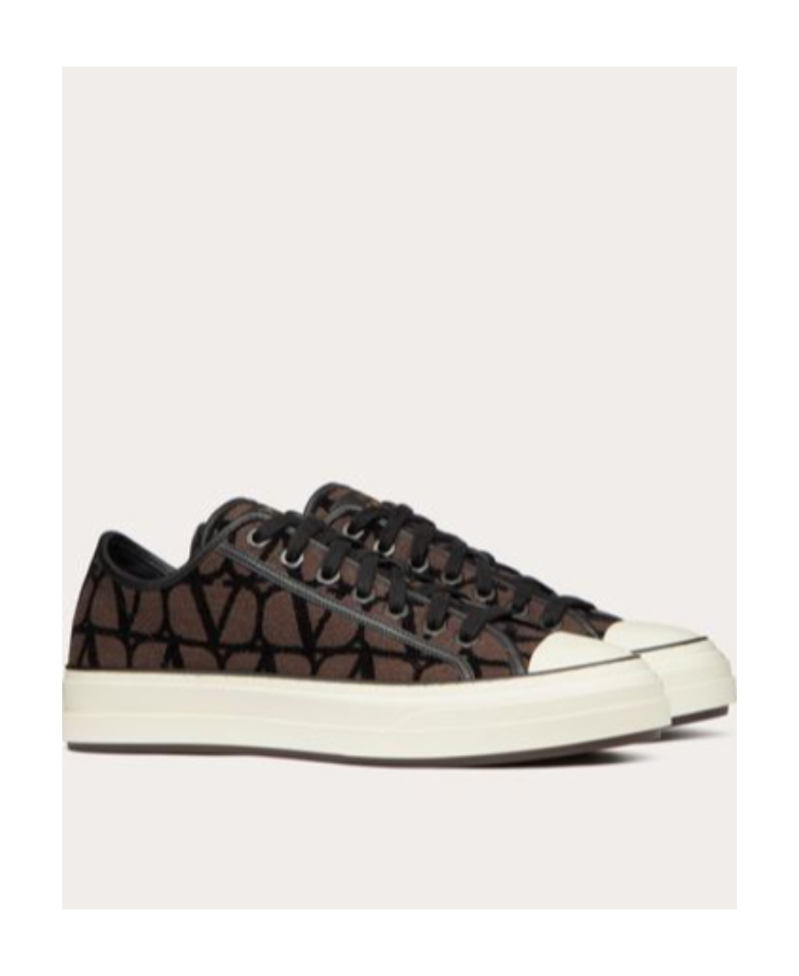 Valentino Fondant Brown Vlogo Pattern Low Top Sneakers For Men In White