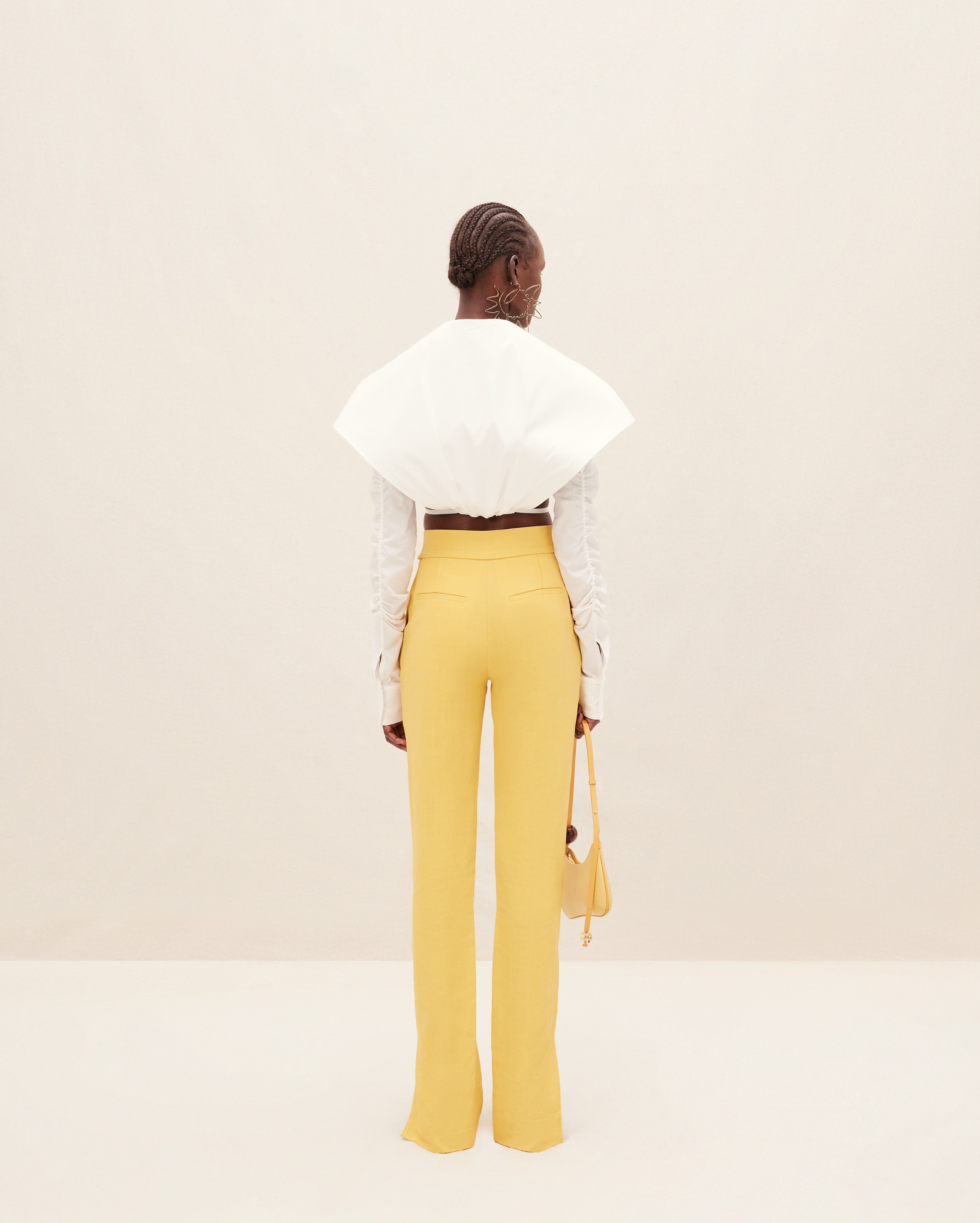Jacquemus Le Pantalon Tibau High-waisted Trousers In Yellow