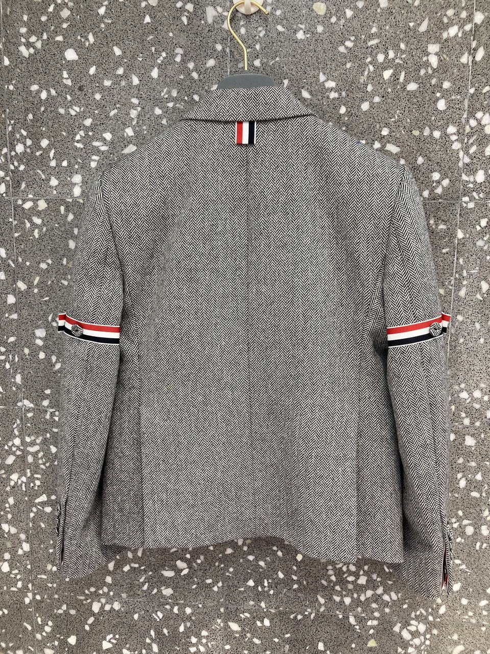 Thom Browne Contrasting-stripe Detail Blazer In Gray