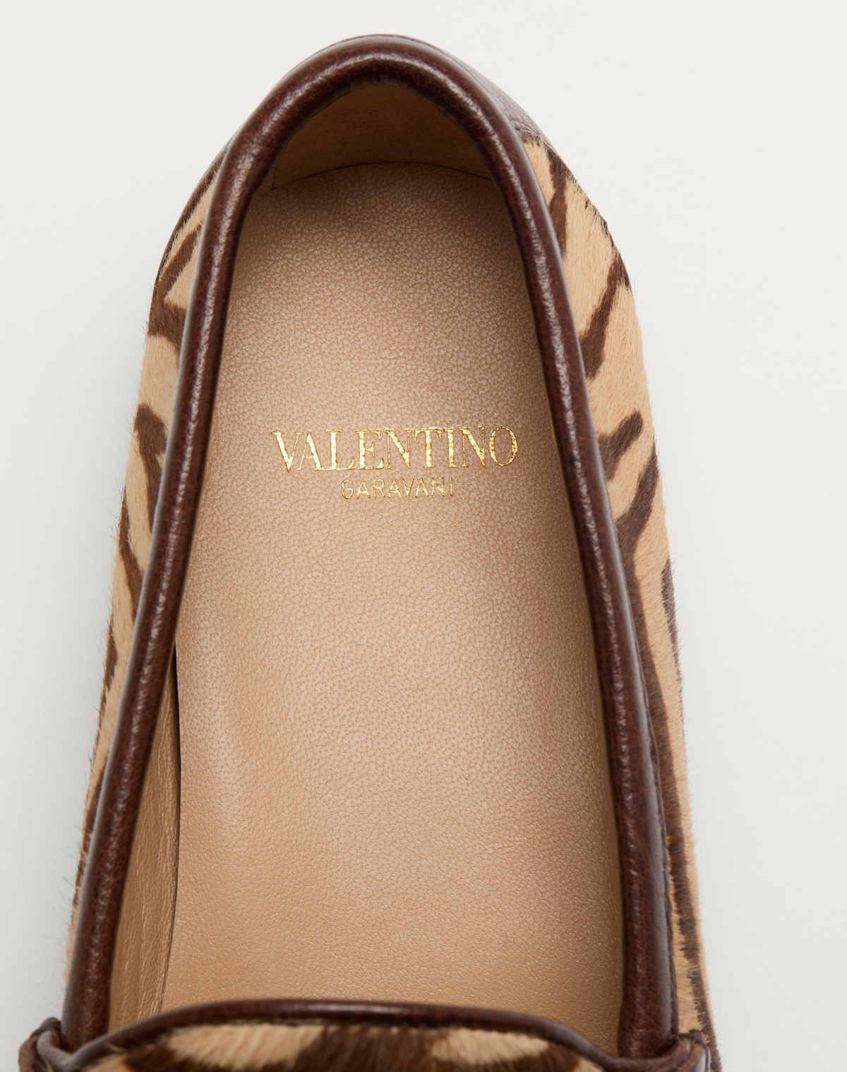 Valentino 20mm Vlogo Signature Loafers In Beige Milo/bark Brown