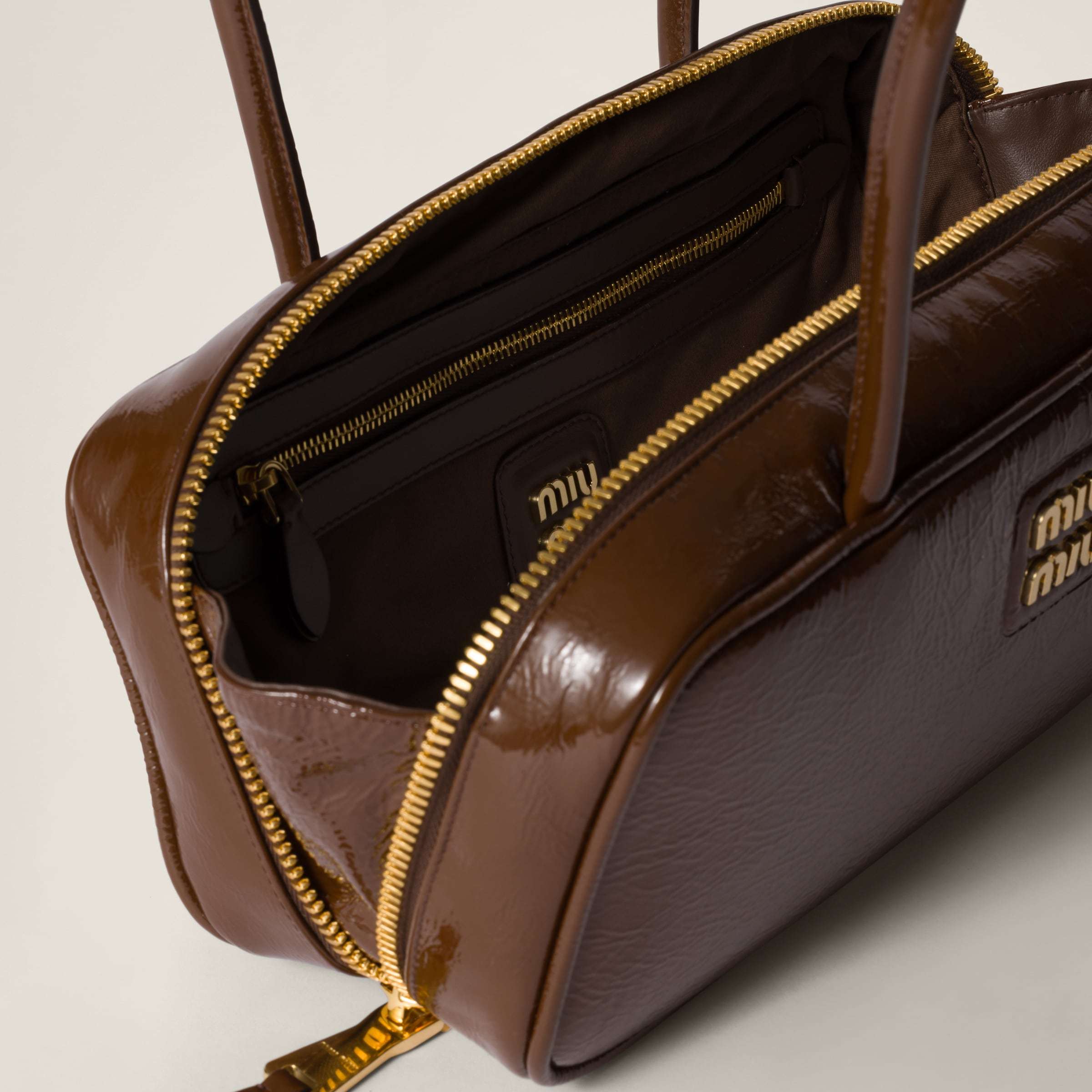 Miu Miu Beau Shoulder Bag In Brown