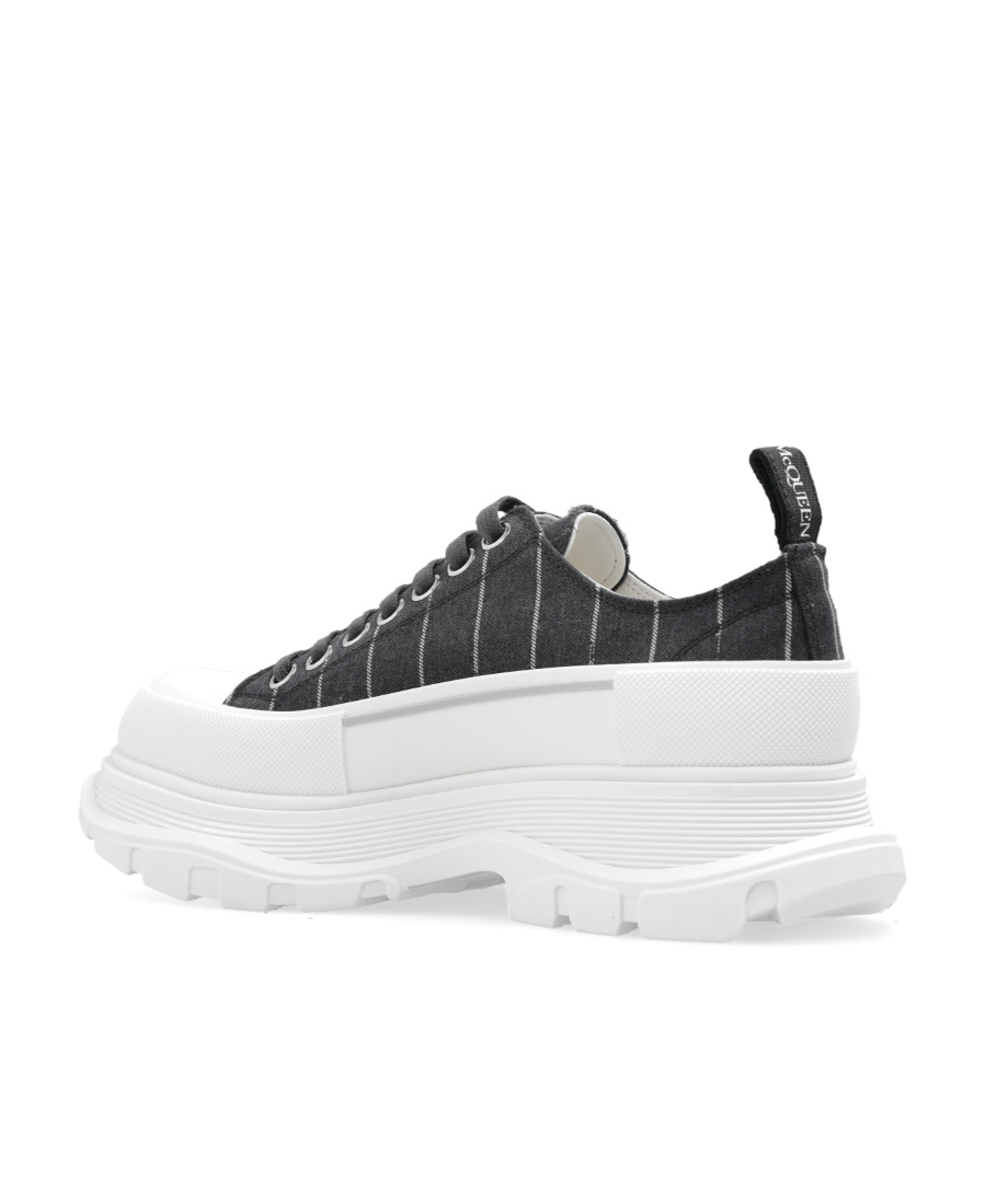 Alexander Mcqueen Tread Slick Sneakers In Black