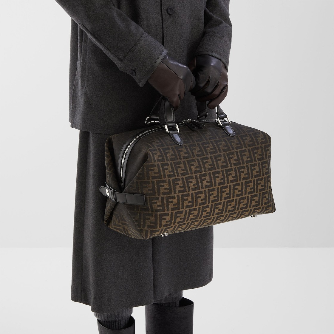 Fendi Siesta Travel Bag In Brown